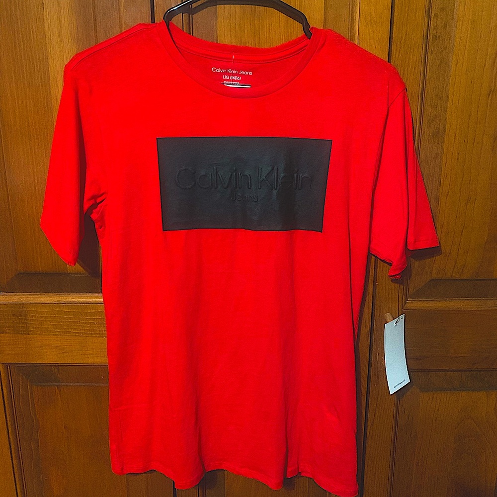 CALVIN KLIEN- brand new with tags! Soft, comfortable and bright beautiful color!